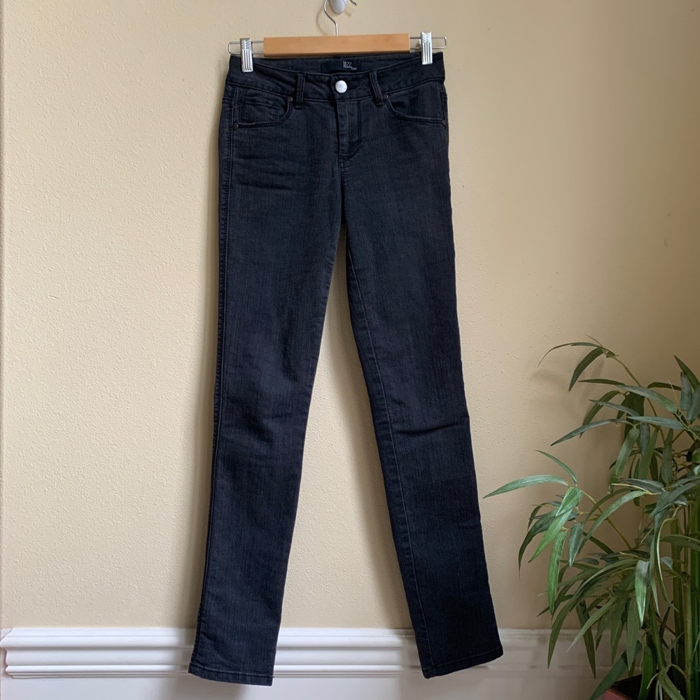 EUC 1822 Denim Black Skinny Jeans Jeggings Low Rise Women’s Size 25